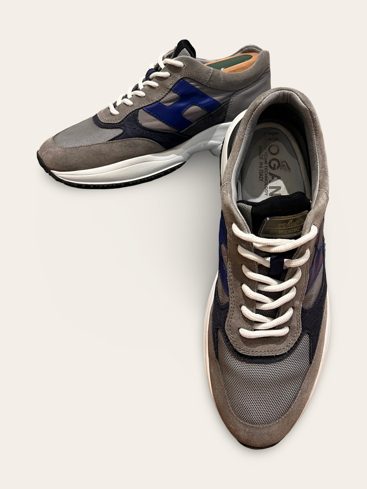 Hogan Interactive Classic Sneakers | Very Good Condition | UK 7.5 / EU 42