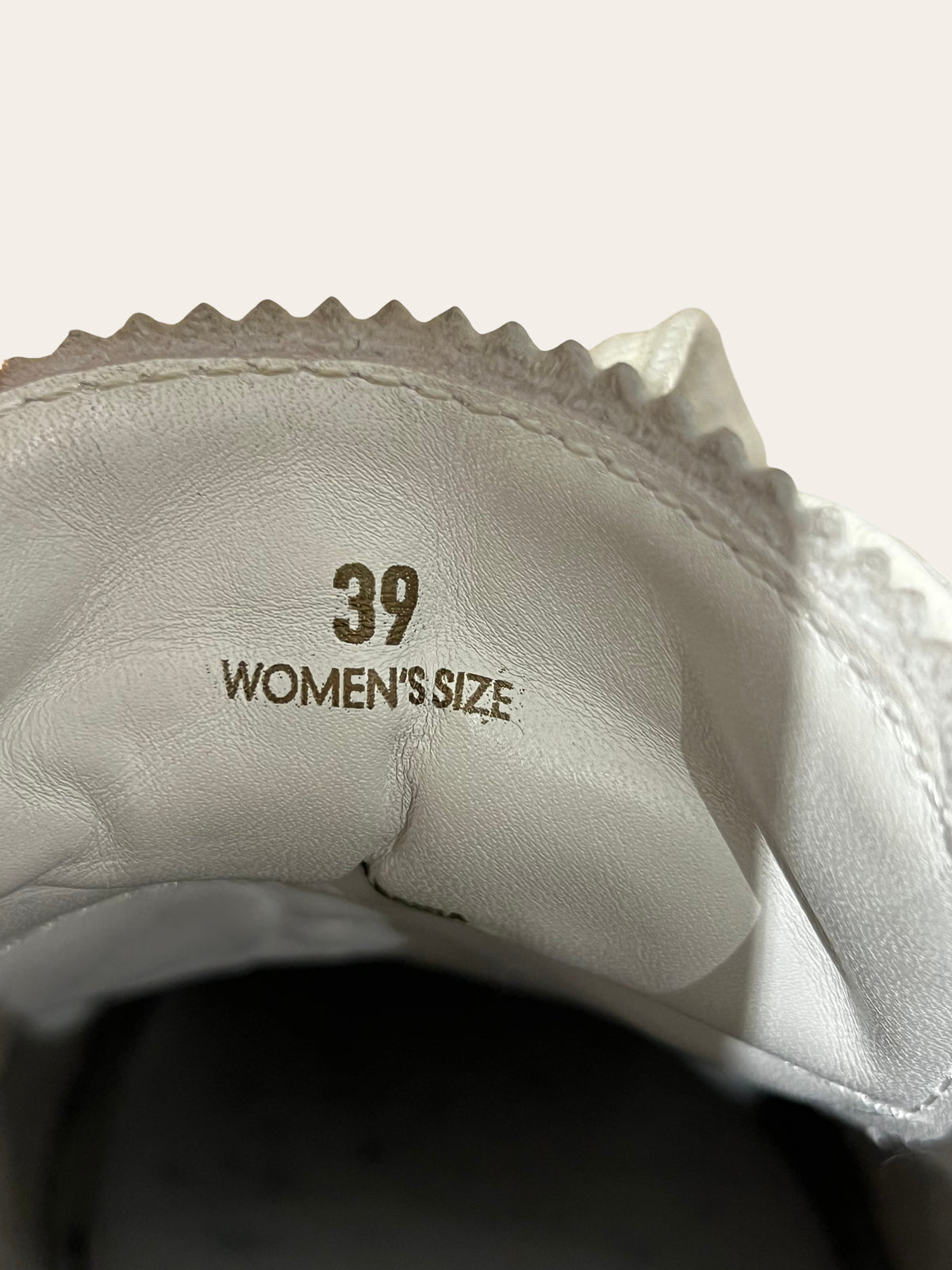 Hogan Cool Sneakers | Very Good Condition | EU 39