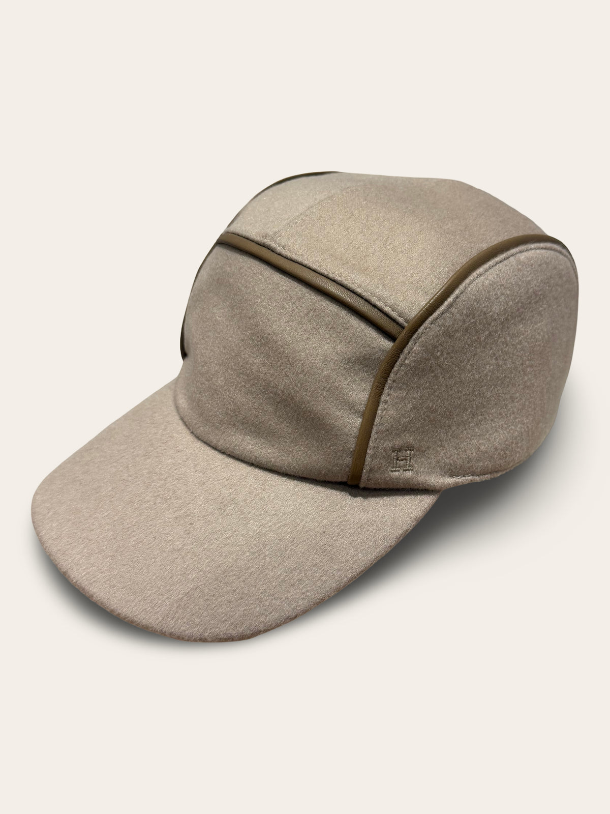 Hermès Cashmere Cap | Very Good Condition | Size 61 / L